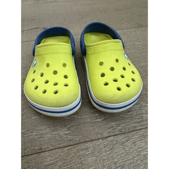 Crocs, Bright Green And Blue Sandals - Picture 3 of 6